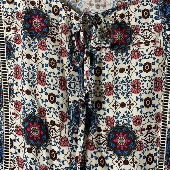 Jodifl Size Small BoHo dress with ruffle sleeves and crochet detail - Picture 8 of 10